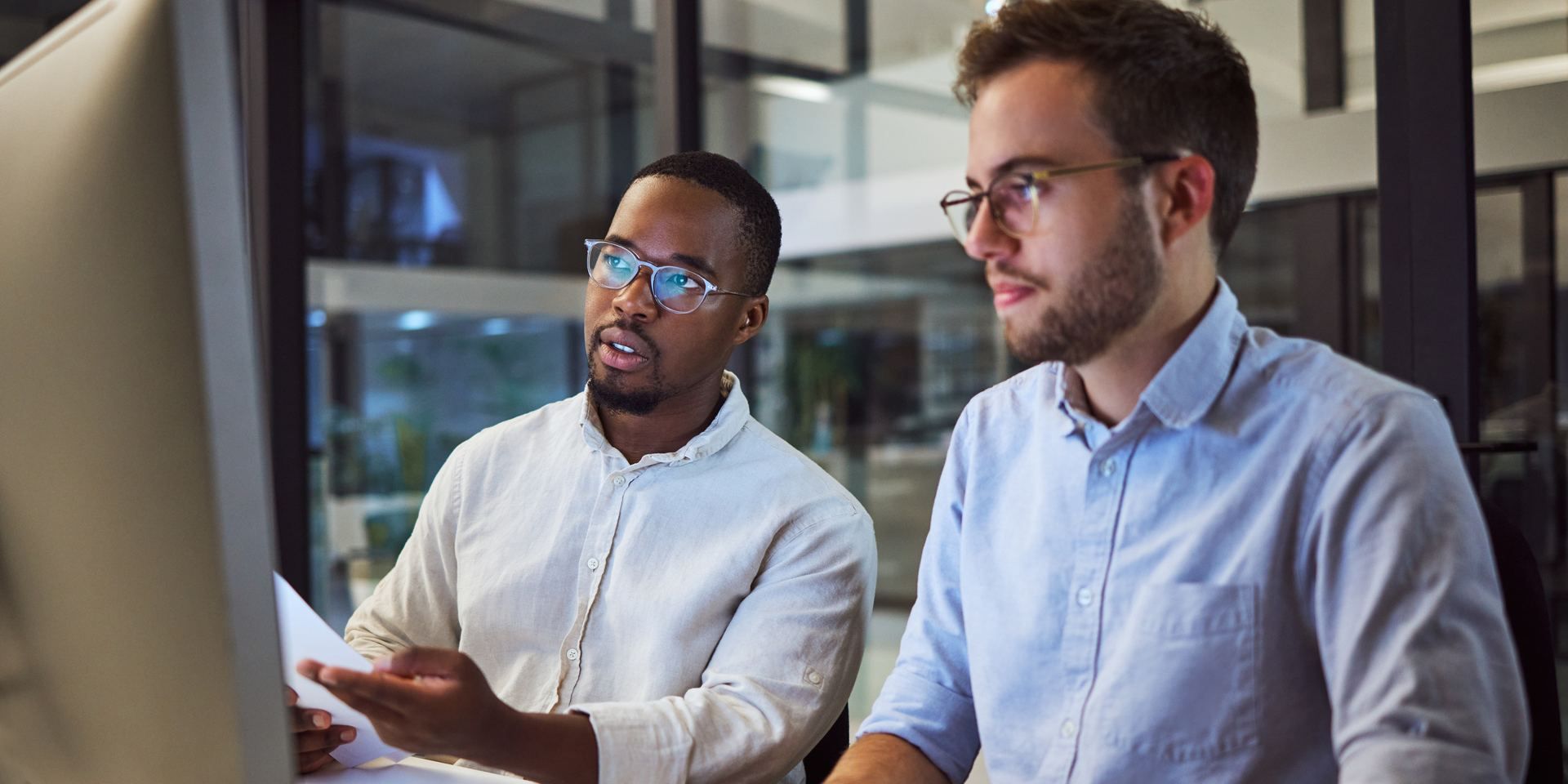How to Test Your Website’s CCPA Opt-Out and Global Privacy Control 2 Two IT professionals reviewing test results on a screen